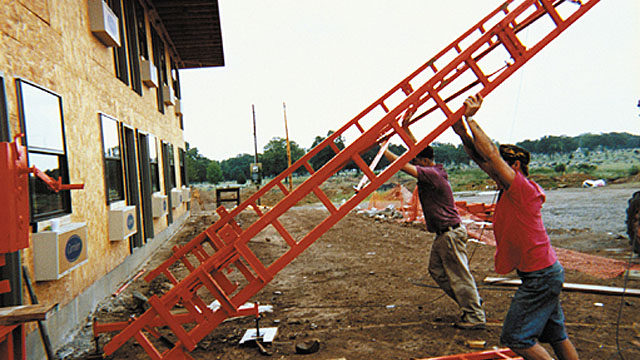 Construction Extraordinaire - Masons Scaffolding