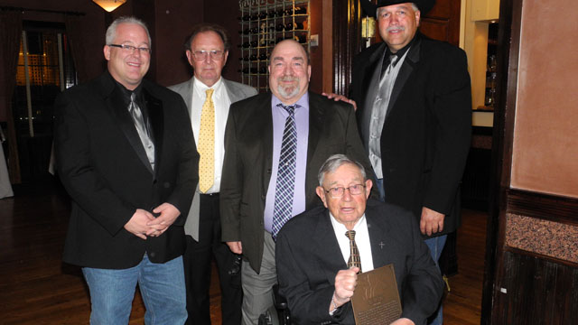 Glenn Sipe (center) is inducted into the inaugural Masonry Hall of Fame class.
