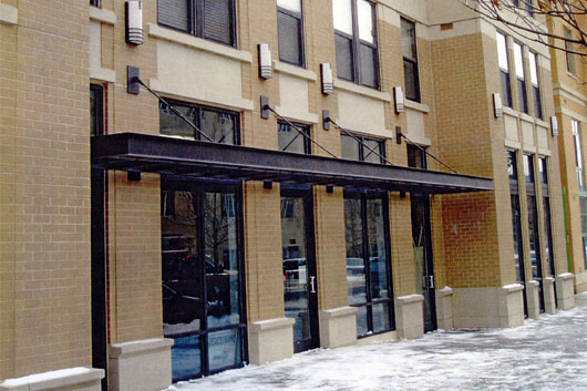 Massachusetts Court Apartments